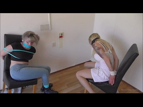 ❤️ Ferslave / fêstbûn en gagged / famke yn need ❤❌ Porno by ús fy.bestsexporno.ru ☑
